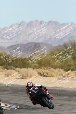 media/Nov-16-2025-Race Pace (Sun) [[8c5fa54630]]/Non Verified Riders (1st 20 Minutes)/2-Turn 10 (1010am)/